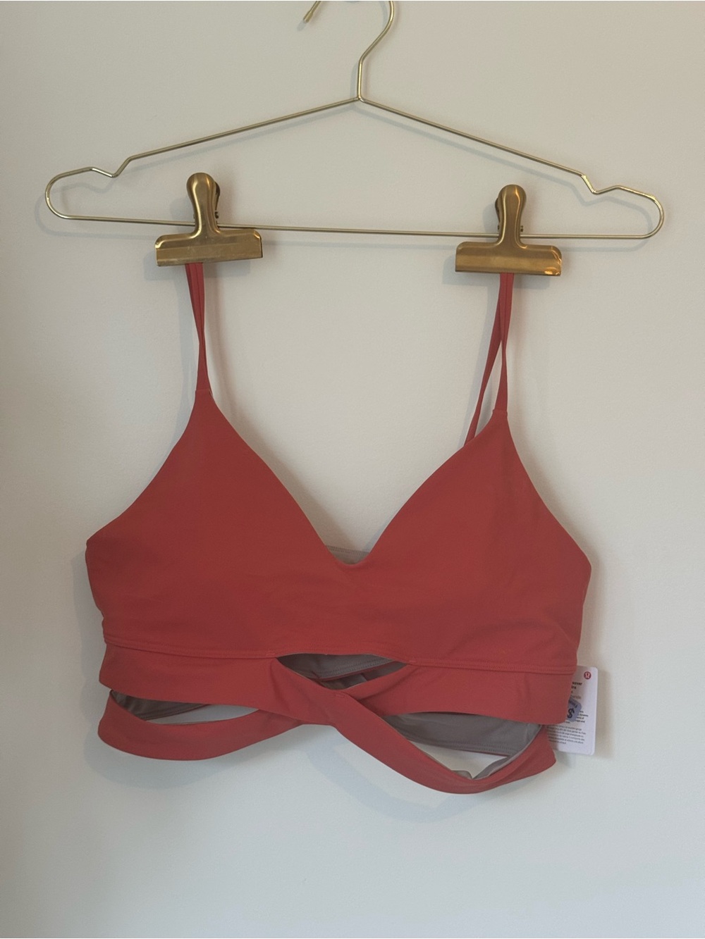 Lululemon v neck crossover underband bra cut out - Coral Red size 12